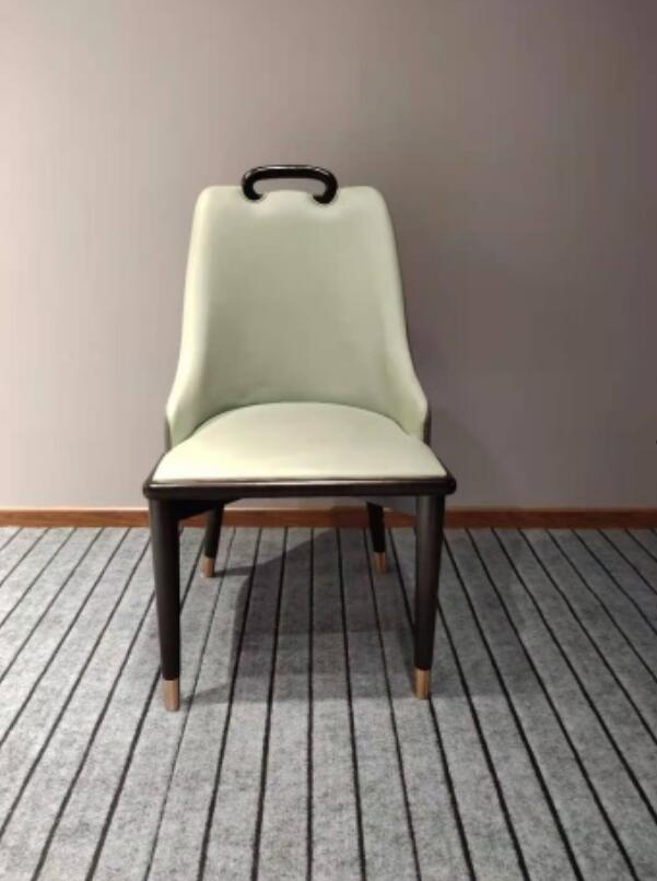 现代风格酒店餐桌配套椅子