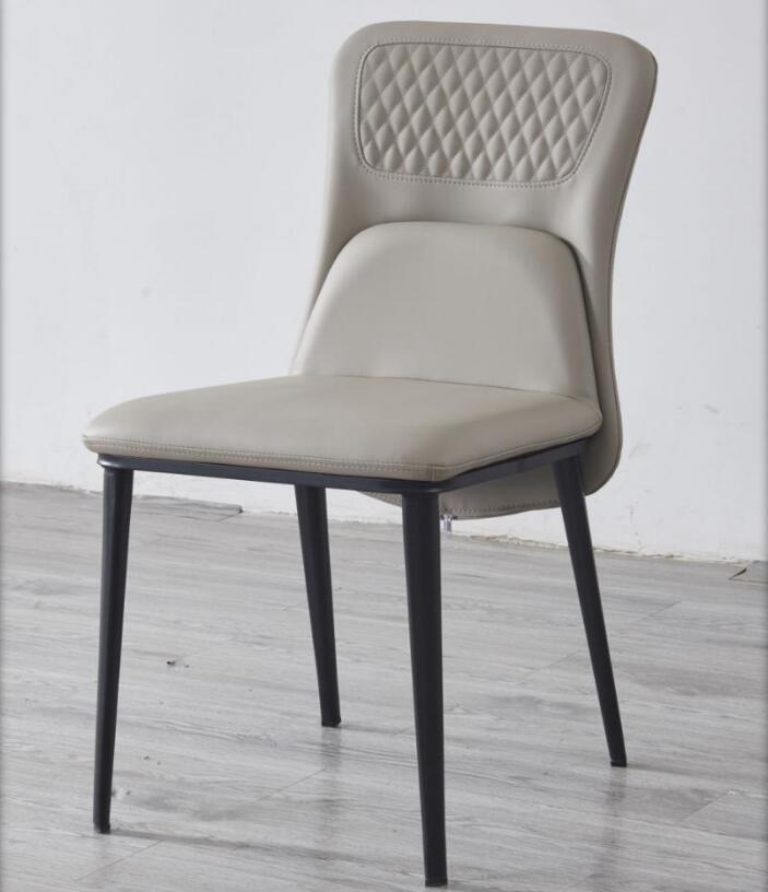 极简主义设计风格实木椅子